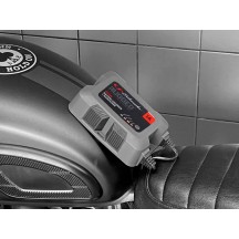 CARGADOR DE BATERÍAS + CARGA DE MANTENIMIENTO 6-12V 1A RUGGED SPX 457 SCHUMACHER