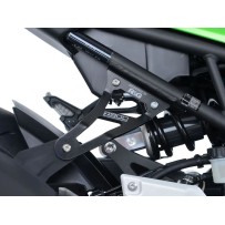 KIT DE SOPORTE PARA SOPORTE DE DESCARGA + PLAN DE YESO DE YESO. R&G KAWASAKI Z 900 2017-2025