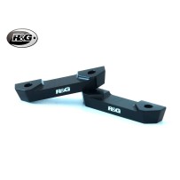 PLACA TAPA AGUJERO ESTRIBERA TRASERA IZQUIERDA R&G TVS APACHE RR 310 2021-2024