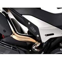 PLACAS DE TAPA AGUJERO REPOSAPIÉS TRASERO R&G CFMOTO 800 NK 2023-2024