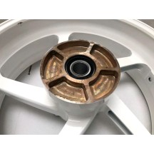 MARCHESINI MAGNESIUM REAR WHEEL SUZUKI GSX-R 600 / 750 2000-2005