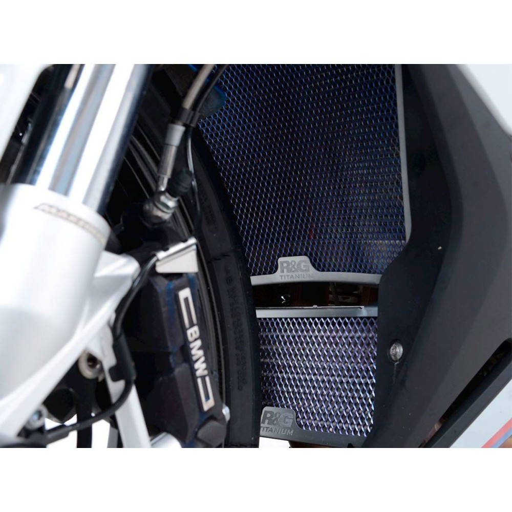 REJILLA DE ENFRIAMIENTO DE ACEITE DE CARRERAS DE TITANIO R&G DUCATI STREETFIGHTER V4 / S 2020-2023