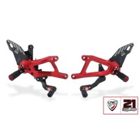 TROY BAYLISS EDITION CNC RACING PLATFORMS AJUSTABLES DUCATI PANIGALE V4 / S 2025