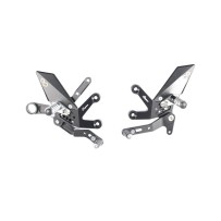 PLATAFORMAS AJUSTABLES CON PIES LIGEROS SNODATI. SUZUKI GSX-S 1000 / GT 2015-2025
