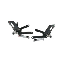 PLATAFORMAS AJUSTABLES CON PIES LIGEROS FIJOS  DUCATI PANIGALE V4 / S 2025