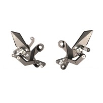 ESTRIBERAS AJUSTABLES CON ESTRIBERAS FIJAS LIGHTECH YAMAHA XSR 900 GP 2021-2024