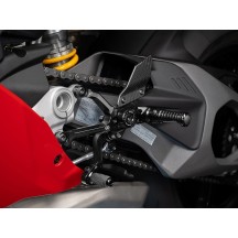 copy of ESTRIBERAS TRASERAS DE ALUMINIO GILLES TOOLING DUCATI STREETFIGHTER V2 / S 2022-2024