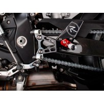 ESTRIBERAS REDUCIDAS AJUSTABLES LIGHTECH BMW M 1000 RR 2021-2024