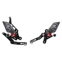 ESTRIBERAS AJUSTABLES VERSIÓN R LIGHTECH YAMAHA TRACER 7 / GT 2020-2024