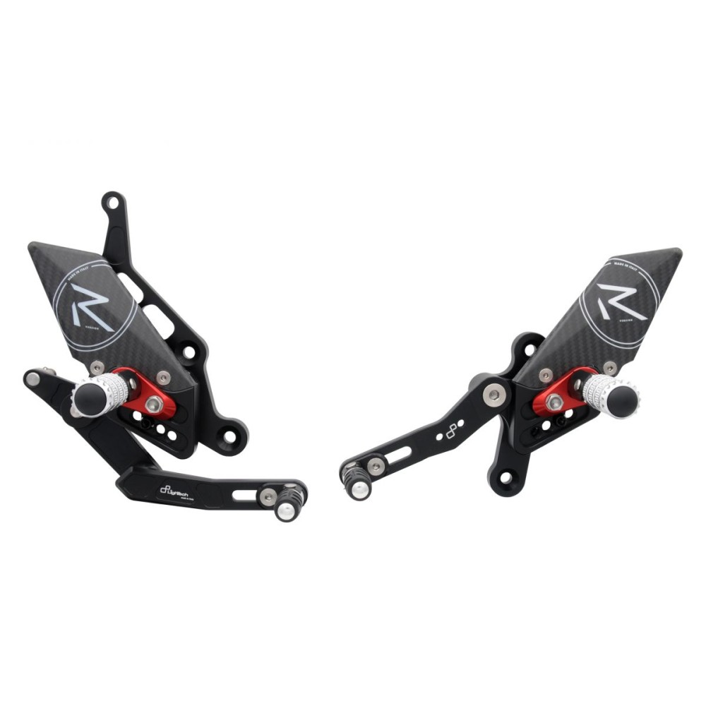 ESTRIBERAS AJUSTABLES VERSIÓN R LIGHTECH YAMAHA TRACER 7 / GT 2020-2024 ESTRIBERAS AJUSTABLES VERSIÓN R LIGHTECH YAMAHA TRACER 7 / GT 2020-2024