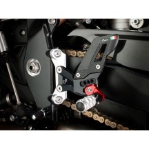 ESTRIBERAS AJUSTABLES VERSIÓN R LIGHTECH BMW M 1000 R 202-2023