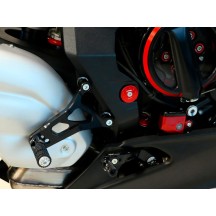 ESTRIBERAS DE CARRERA CNC AJUSTABLES MV AGUSTA F3 675 / RC 2017-2020