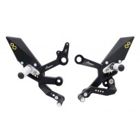 ESTRIBERAS AJUSTABLES ESTÁNDAR/INVERSADO ESTRIBERAS ARTICULADAS LIGHTECH KTM DUKE 890 R 20-23