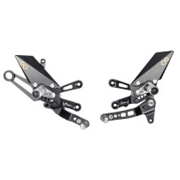 ESTRIBERAS AJUSTABLES CON ESTRIBERAS ARTICULADAS LIGHTECH APRILIA RSV4 1100 R 2021-2023