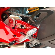 ESTRIBERAS AJUSTABLES PRAMAC RACING EDITION CNC RACING DUCATI PANIGALE V4 / S / R 2018-2024