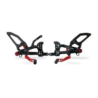ESTRIBERAS DE CARRERA CNC AJUSTABLES DUCATI PANIGALE V4 / S / R 2018-2024