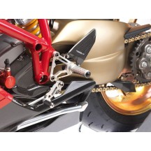 KIT ESTRIBERAS REGULABLES MOTOCORSE CON TORNILLOS DE TITANIO DUCATI 848 / 1098 / 1198