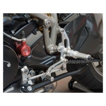 KIT ESTRIBERAS DE REDUCCIÓN AJUSTABLE MOTOCORSE DUCATI STREETFIGHTER 1100/S
