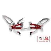 ESTRIBERAS AJUSTABLES CNC RACING PRAMAC DUCATI STREETFIGHTER V4 / S 2020-2023