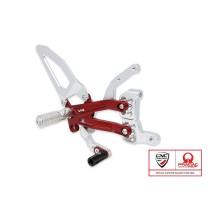 ESTRIBERAS AJUSTABLES CNC RACING PRAMAC DUCATI STREETFIGHTER V4 / S 2020-2023