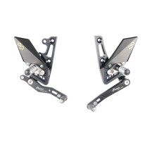 REPOSAPIES REGULABLES CON REPOSAPIES ARTICULADOS LIGHTECH TRIUMPH SPEED TRIPLE 1050 11-18