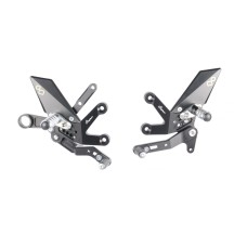 PLATAFORMAS AJUSTABLES CON PIES LIGEROS FIJOS SUZUKI GSX-S 1000 / GT 2015-2025