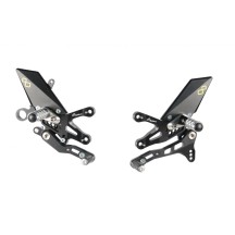 REPOSAPIES REGULABLES CON REPOSAPIES ARTICULADOS LIGHTECH APRILIA RSV4 1100 2009-2017