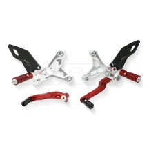 ESTRIBERAS DE CARRERAS AJUSTABLES CNC MV AGUSTA BRUTALE 800 / RR / RC 2016-2019