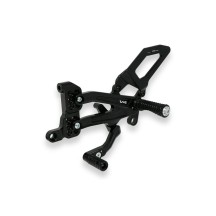 ESTRIBERAS AJUSTABLES SERIE V4 ESPECIAL EASY CNC RACING DUCATI PANIGALE V4 / S / R 2018-2024